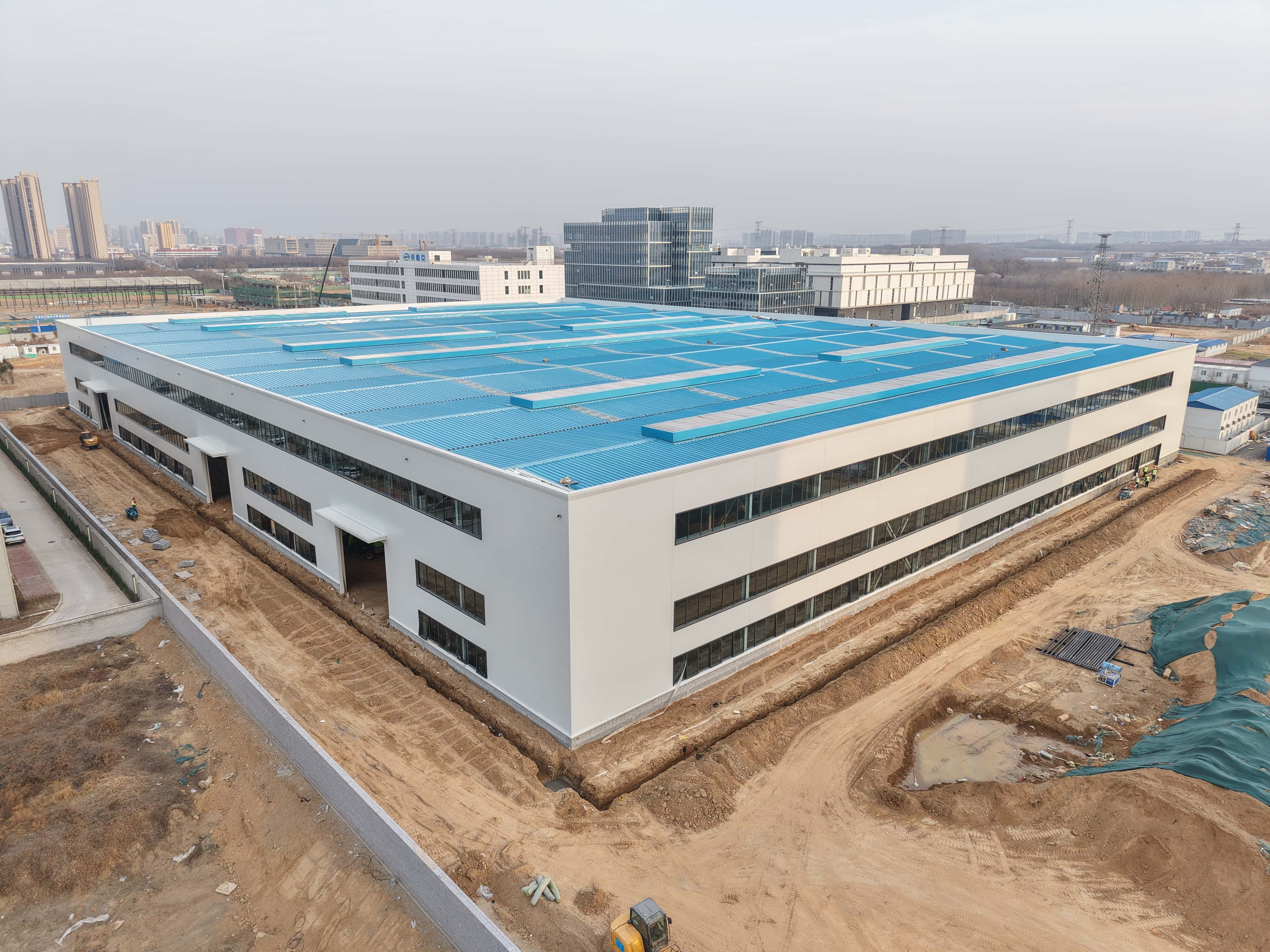 聚氨酯封邊巖棉板——防火保溫一體化，打造安全節(jié)能廠房